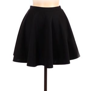 ♻ Made By Johnny Black Swing Skirt